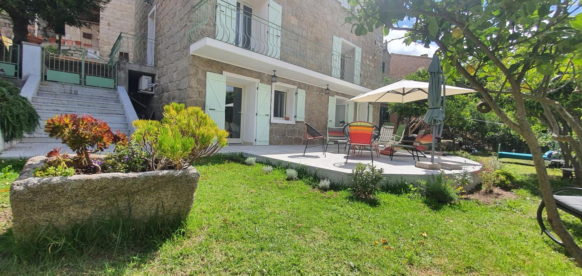 Charmant Appartement En Rez De Jardin サルテーヌ エクステリア 写真